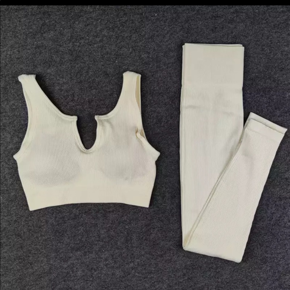 Cream Leggings Set